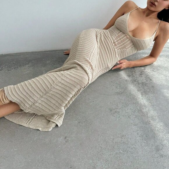 Khaki Elegant Women's Deep V-Neck Spaghetti Strap Backless Crochet Dress - Picture 6 of 7